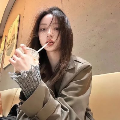 我不在这儿海报